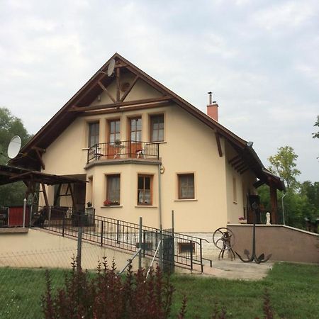 Cosy Rooms On The Lake Near Budapest And The Airport Isaszeg Екстер'єр фото